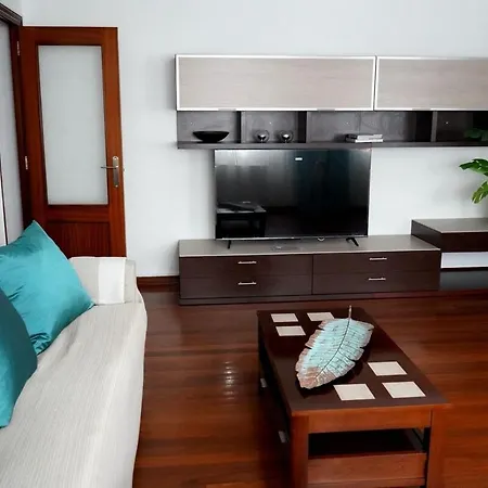 Bajo Con Jardin Costa Quebrada